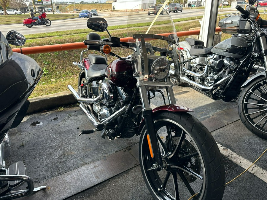 2015 Harley-Davidson Breakout®