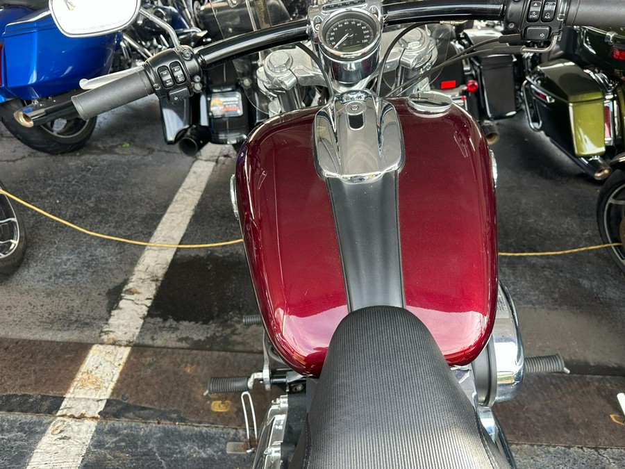 2015 Harley-Davidson Breakout®