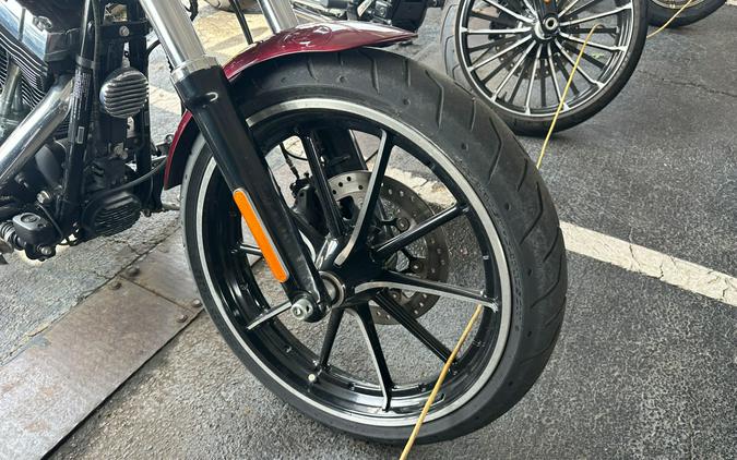 2015 Harley-Davidson Breakout®