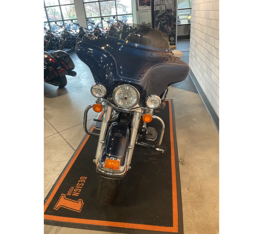 2013 Harley-Davidson® Electra Glide® Classic FLHTC