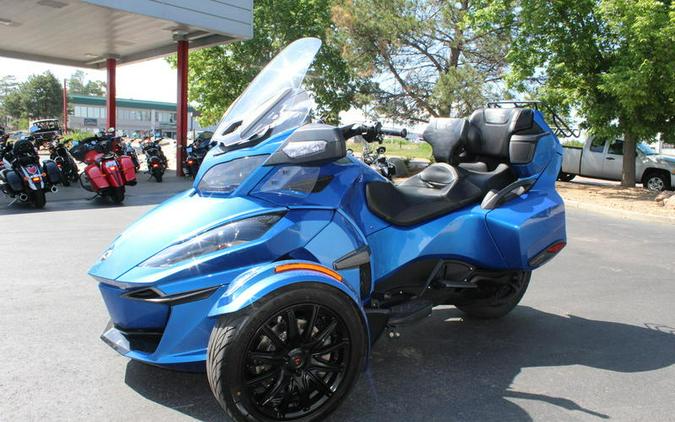 2018 Can-Am® SPYDER RTS LIMITED