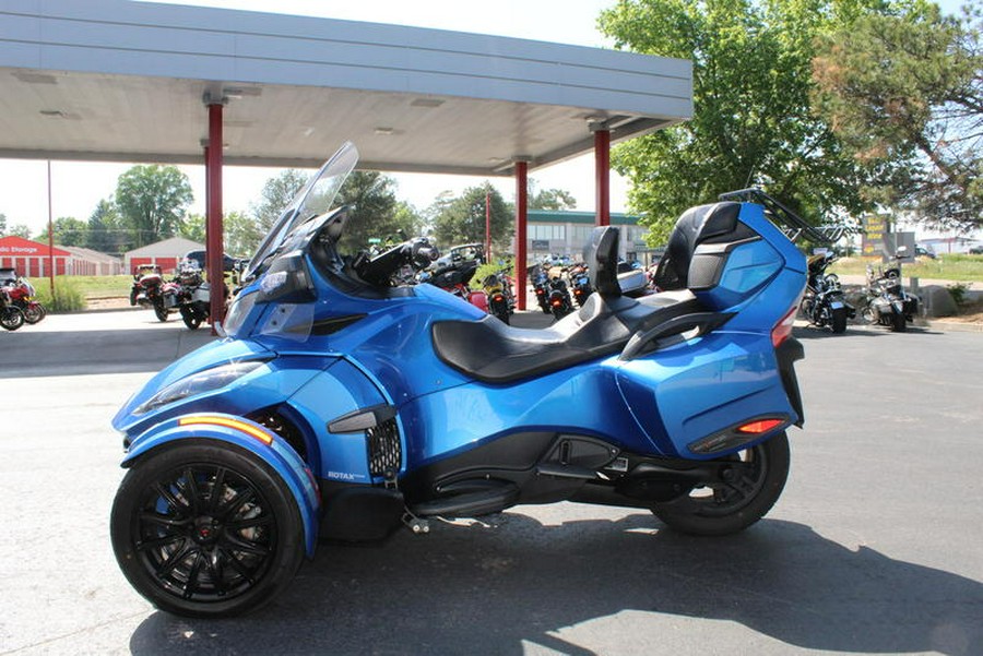 2018 Can-Am® SPYDER RTS LIMITED