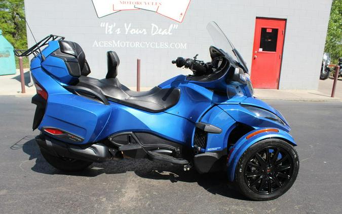 2018 Can-Am® SPYDER RTS LIMITED