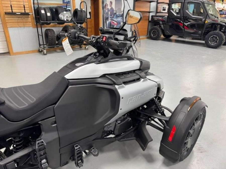 2025 Can-Am® Canyon