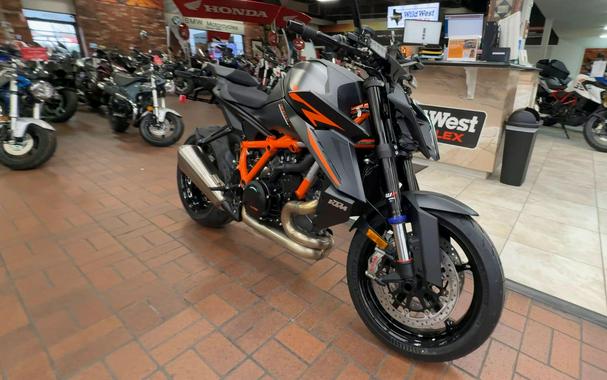 2026 KTM 1390 SUPER DUKE R EVO