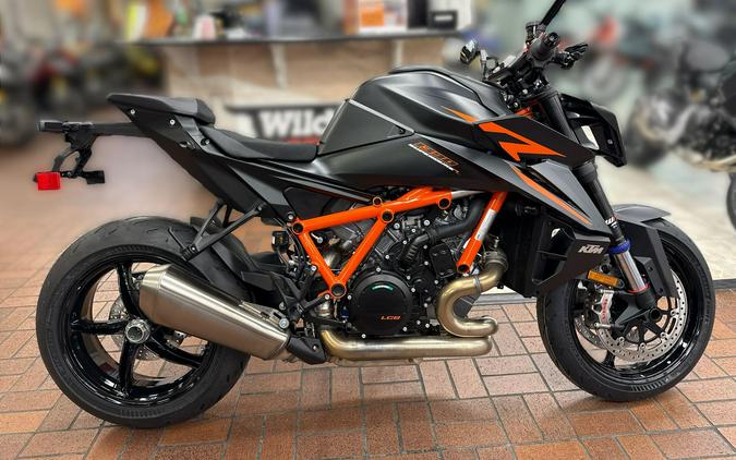 2026 KTM 1390 SUPER DUKE R EVO