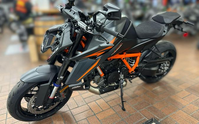 2026 KTM 1390 SUPER DUKE R EVO