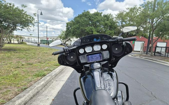 FLHXS 2020 Street Glide Special