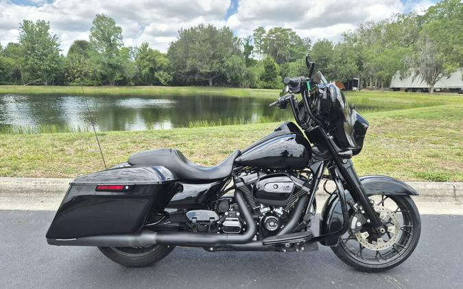 FLHXS 2020 Street Glide Special