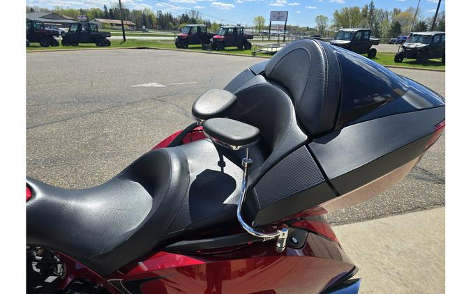2012 VISION TOUR ABS - Victory Motorcycles