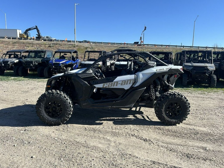 2024 Can-Am® Maverick X3 DS Turbo Catalyst Gray