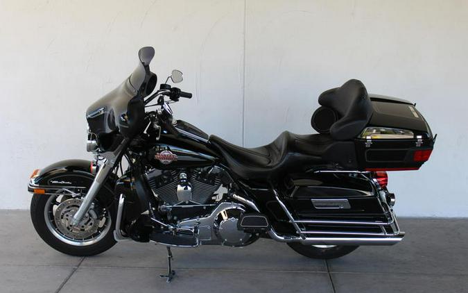 2006 Harley-Davidson® FLHTCUI - Ultra Classic® Electra Glide®