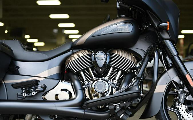 2023 Indian Motorcycle® Chieftain Elite Super Graphite M / Black M w/ SB Accents