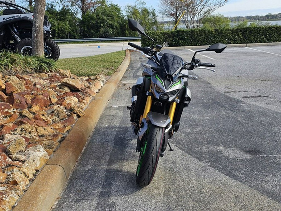 2025 Kawasaki Z900 SE ABS