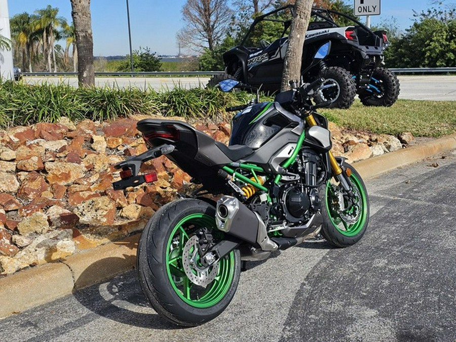 2025 Kawasaki Z900 SE ABS