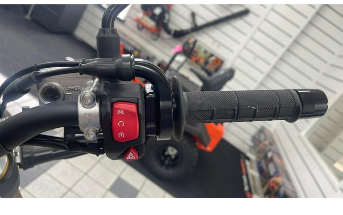 2025 DR-Z400SM5 - Suzuki