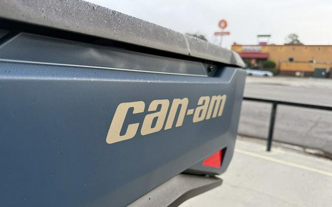 2026 Can-Am Defender Limited HD11