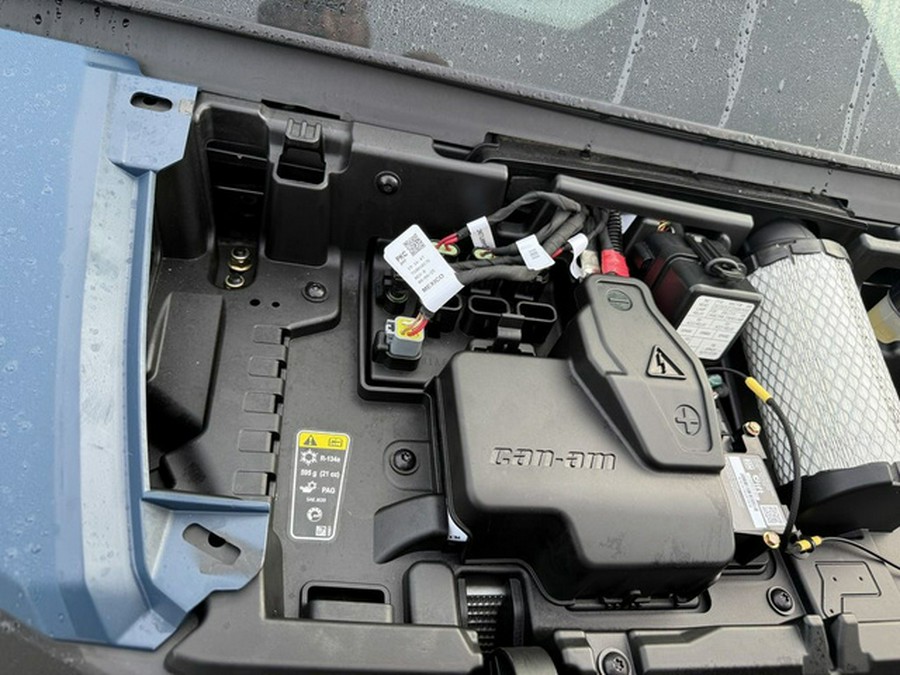 2026 Can-Am Defender Limited HD11