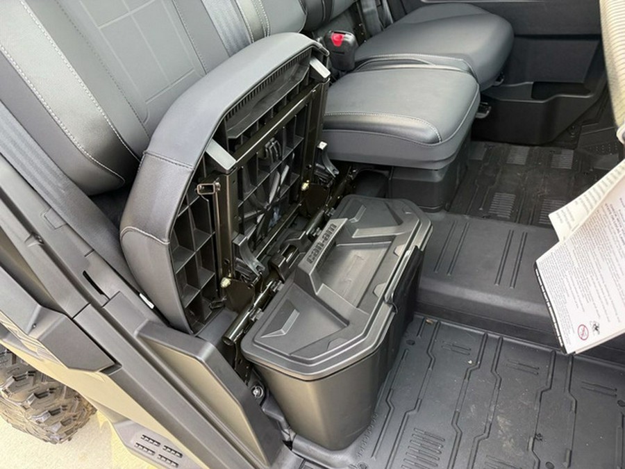 2026 Can-Am Defender Limited HD11