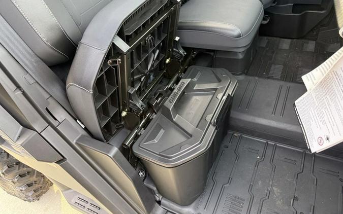 2026 Can-Am Defender Limited HD11