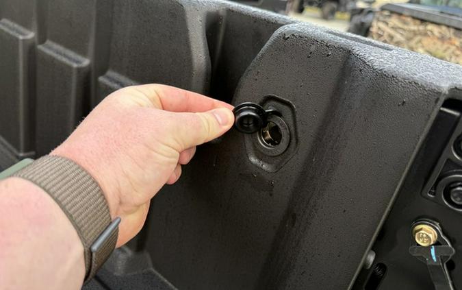 2026 Can-Am Defender Limited HD11