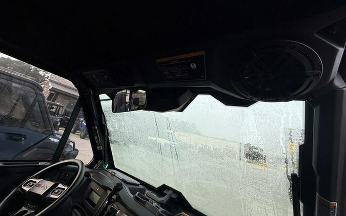 2026 Can-Am Defender Limited HD11