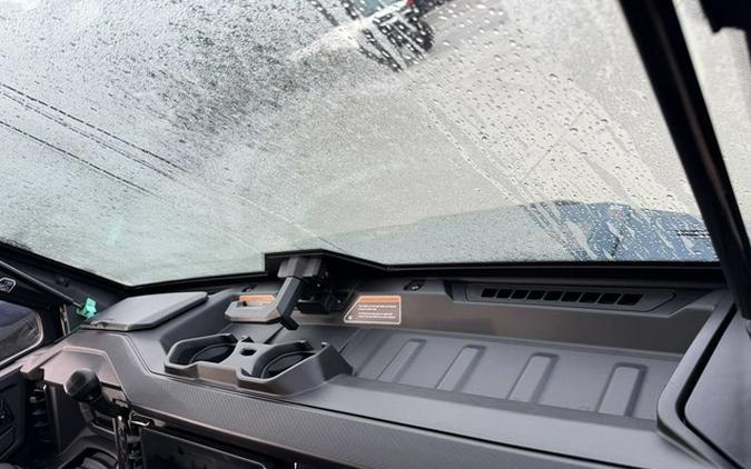 2026 Can-Am Defender Limited HD11