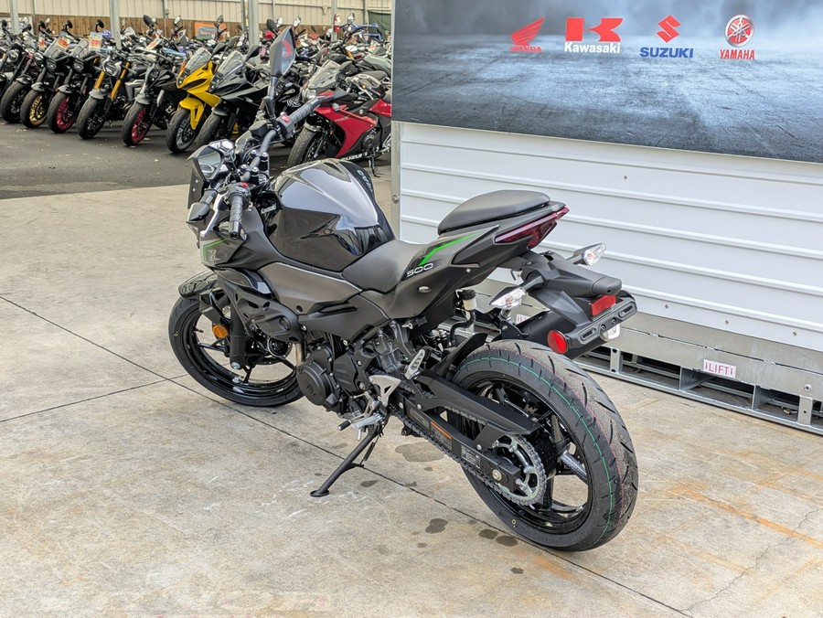 2025 Kawasaki Z500 ABS