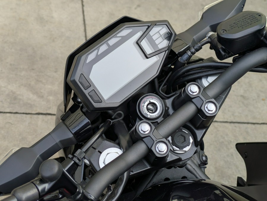 2025 Kawasaki Z500 ABS
