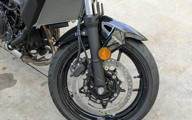 2025 Kawasaki Z500 ABS