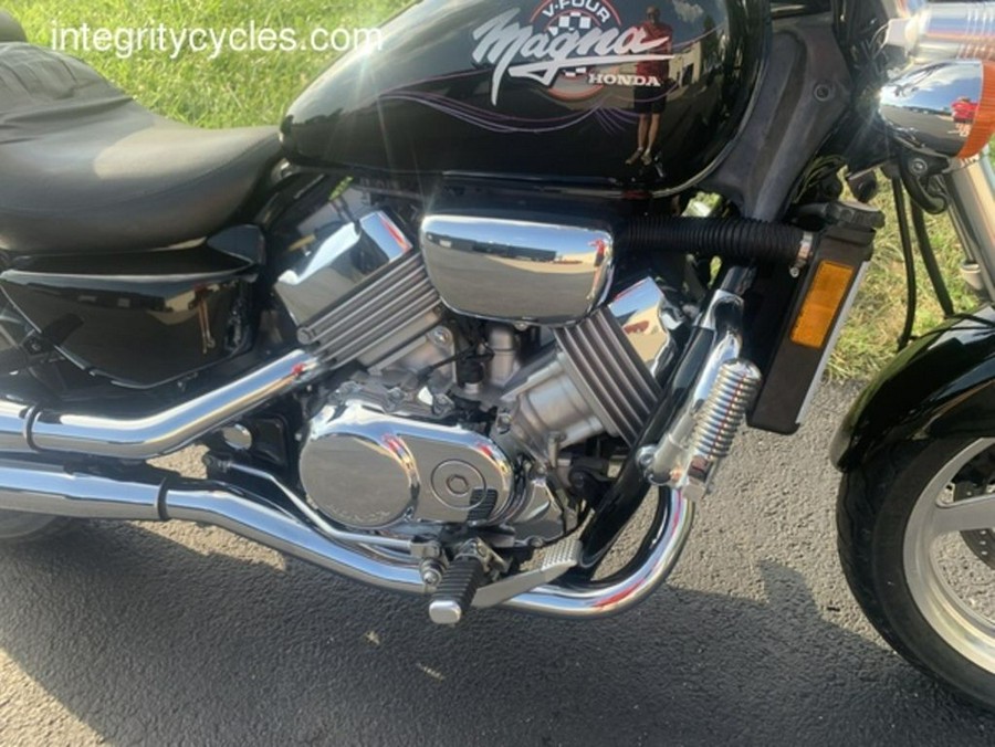 1994 Honda® Magna® V-45™