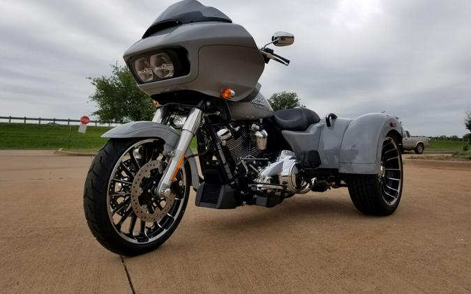 2024 Harley-Davidson Road Glide 3 Billiard Gray