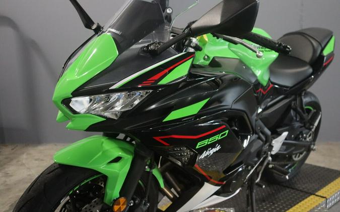 2022 Kawasaki Ninja 650 KRT Edition