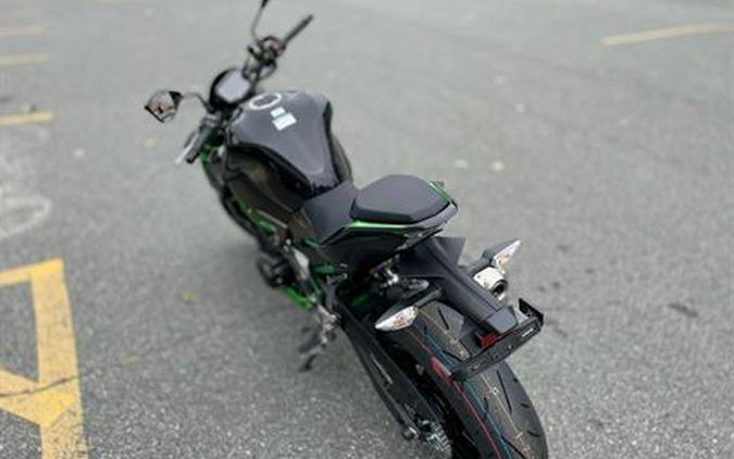 2024 Kawasaki Z900 SE ABS