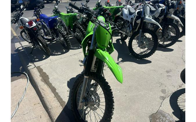 2025 KLX® 230R - Kawasaki