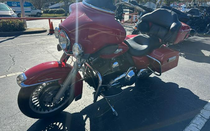 2010 Harley-Davidson Ultra Classic® Electra Glide® Firefighter Special Edition