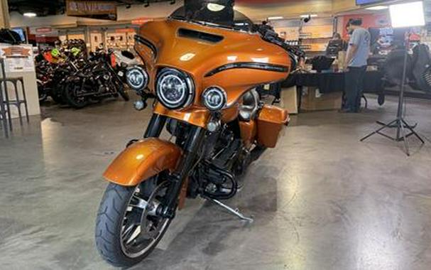 2014 Harley-Davidson Street Glide® Special