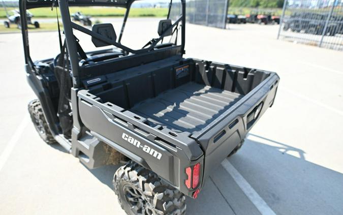 2025 Can-Am Defender DPS HD7 Compass Green