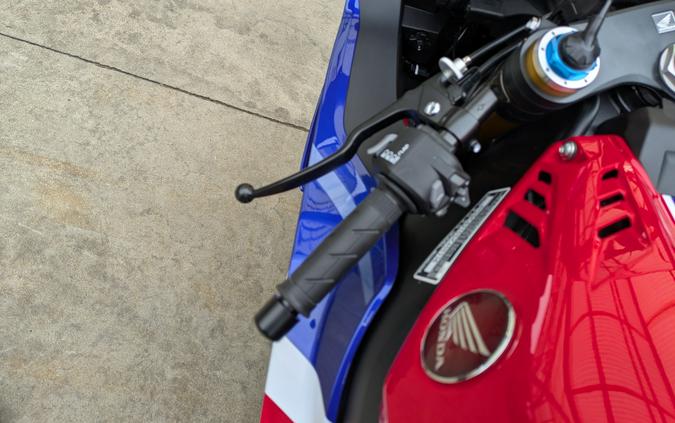 2025 Honda CBR1000RR-R Fireblade SP