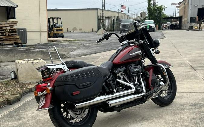 2019 Harley-Davidson® FLHCS - Heritage Classic 114