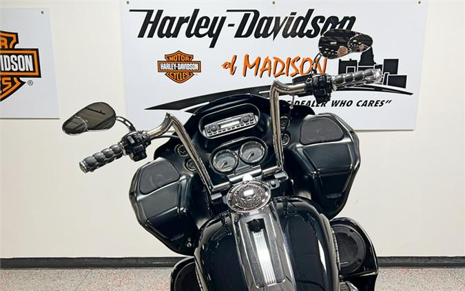 2013 Harley-Davidson Road Glide Ultra FLTRU 53,198 Miles Vivid Black