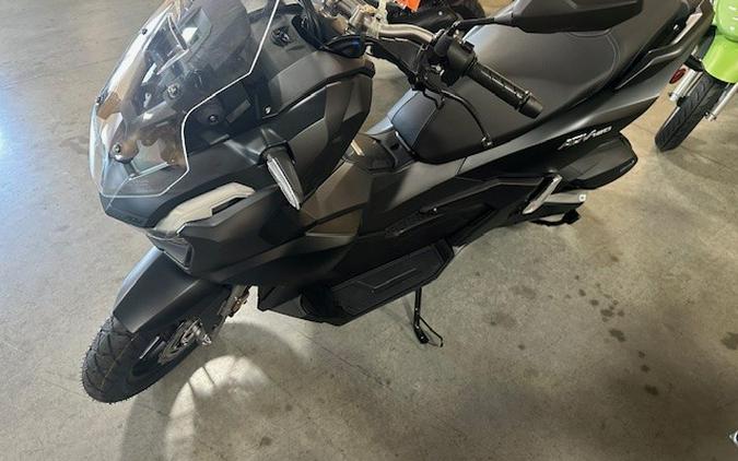 2025 Honda ADV 160 - MATTE BLACK METALLIC