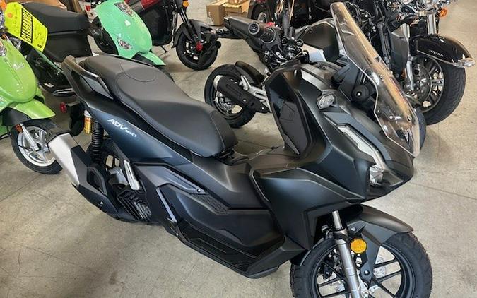 2025 Honda ADV 160 - MATTE BLACK METALLIC