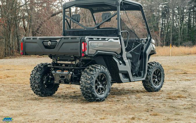 2024 Can-Am® Defender XT HD7