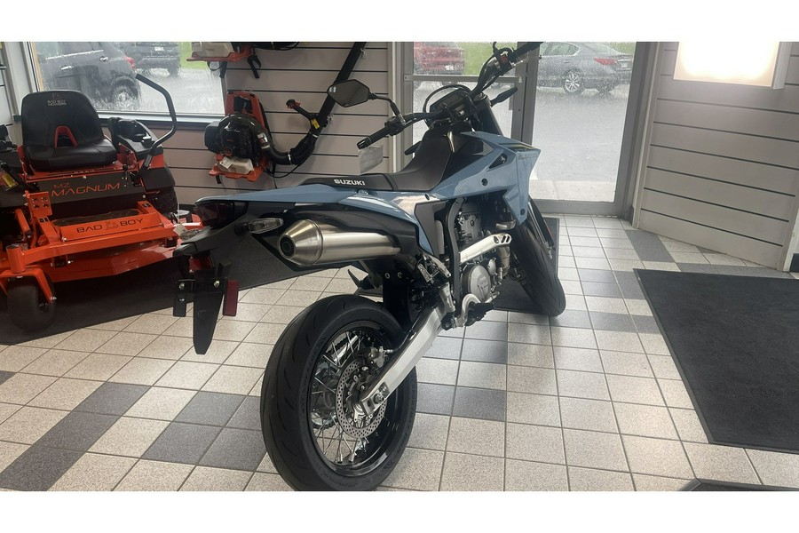 2025 Suzuki DR-Z400SMM5