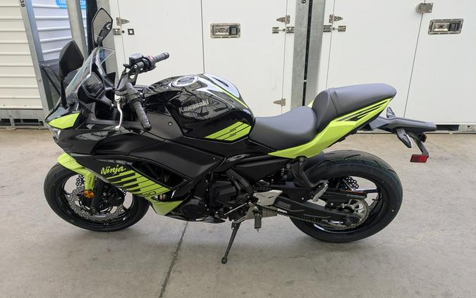 2026 Kawasaki Ninja® 650 ABS