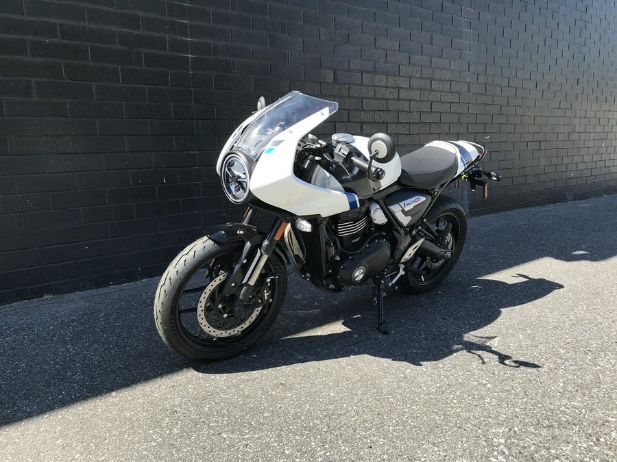 2026 Triumph Thruxton 400