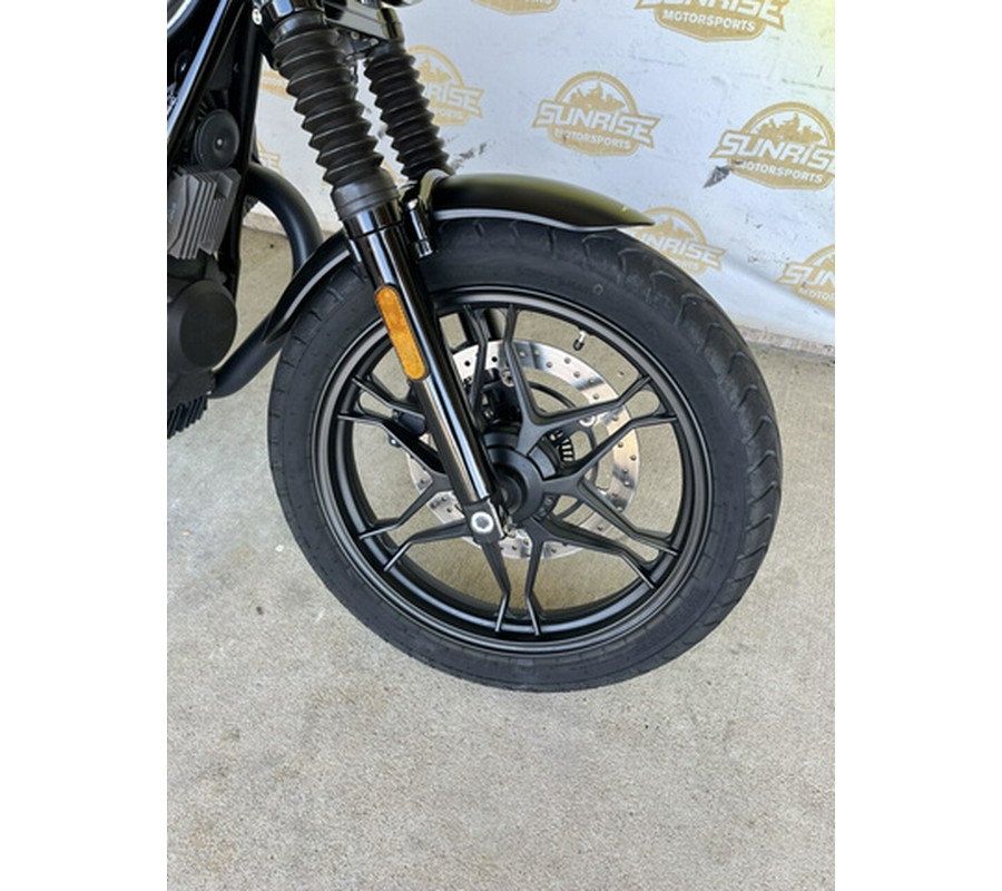 2020 Moto Guzzi V7 III Stone