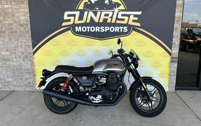 2020 Moto Guzzi V7 III Stone