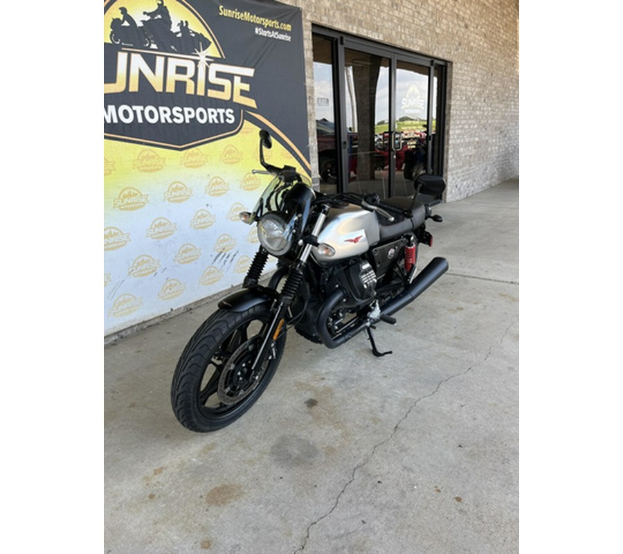 2020 Moto Guzzi V7 III Stone